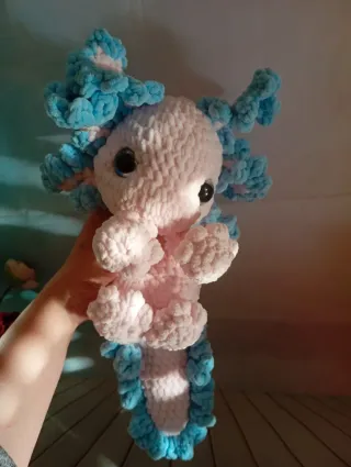 Axolotl amigurumi uncinetto
