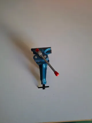 Mini tornillo de banco azul