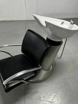 Lavabo de peluquería en buen estado