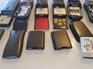 Lotteria di cellulari vintage, Nokia, Siemens, Alcatel, Motorola