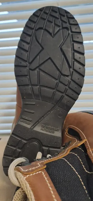 Scarponcini antinfortunistica Tacconi marroni.