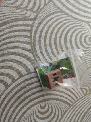 Figuras Minecraft Kinder Sorpresa