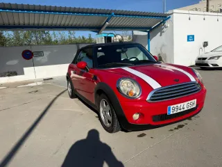 MINI Cabrio 2010