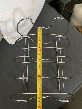 Organizzatore metallico per padelle/coperte