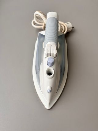 Plancha de vapor Siemens modelo Slider Spaceline