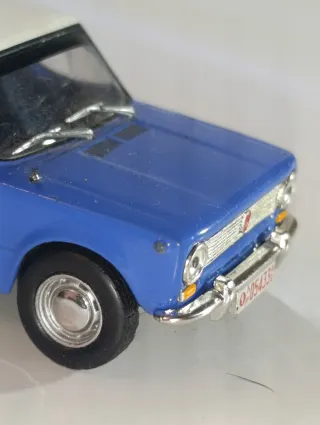 LADA VAZ-2101 DE 1980 TAXI ADDIS ABABA 1/43 ALTAYA
