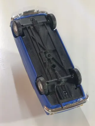 LADA VAZ-2101 DE 1980 TAXI ADDIS ABABA 1/43 ALTAYA