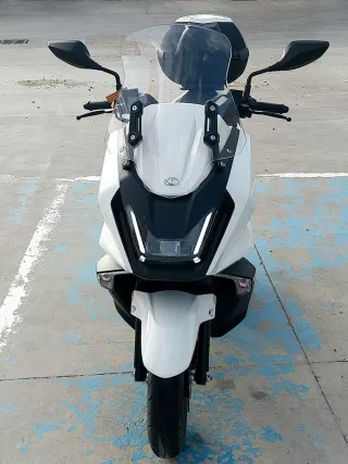 Kymco Sky Town 125cc ABS Scooter