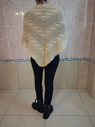 Scialle donna artigianale beige