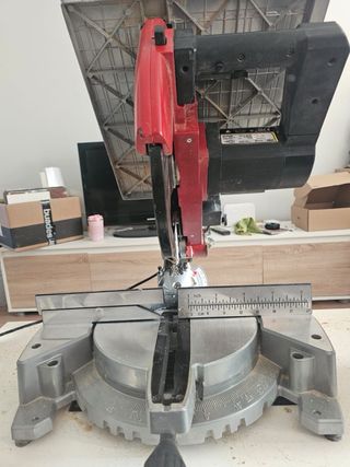 Ingletadora Stayer SC300W