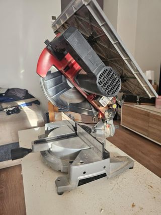 Ingletadora Stayer SC300W