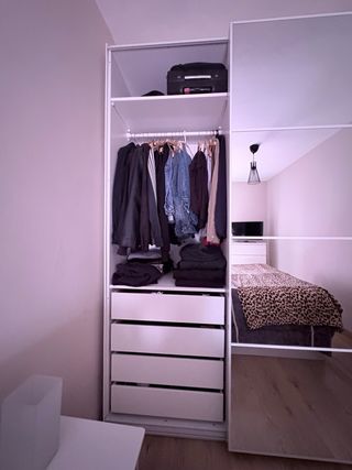 Armario PAX Ikea puertas correderas espejo