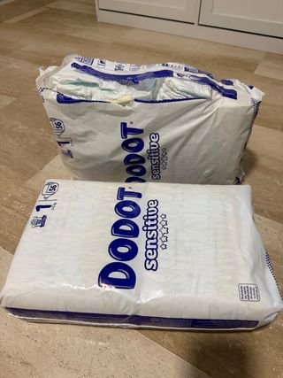Paquete pañales dodot sensitive talla 1