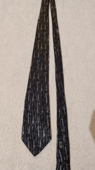 Cravatta uomo fantasia grigio nero