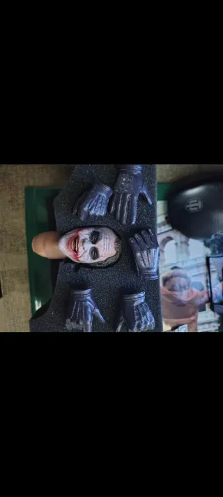 Hot Toys DX11 Joker Figura Coleccionista