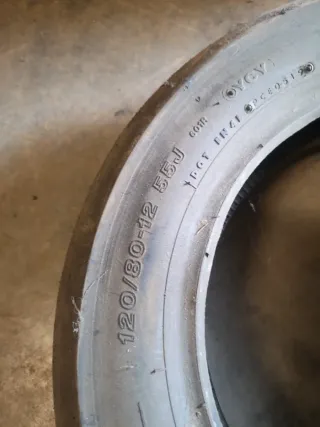 Neumático Bridgestone Battlax 120/80/12