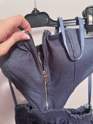 Tuta intera blu con cut-out