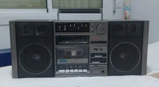 Radio Cassette Sanyo Vintage