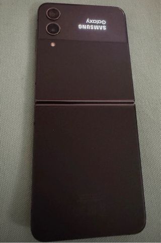 Samsung Z Flip 4 128GB Nero - 1 Anno Garanzia