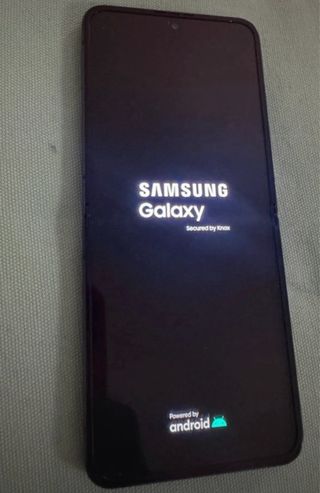 Samsung Z Flip 4 128GB Nero - 1 Anno Garanzia