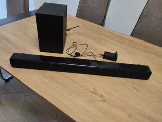Barra de Sonido Negra Montable