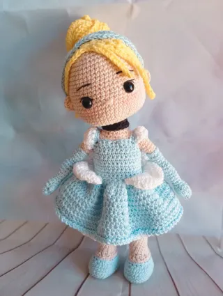 Principessa Amigurumi Cenerentola Uncinetto