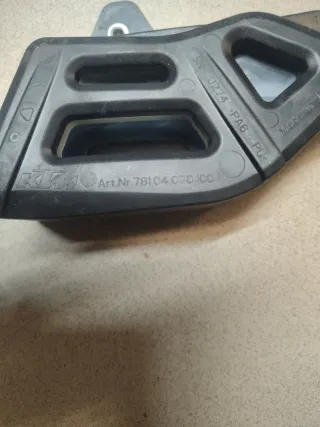 Guía cadena KTM