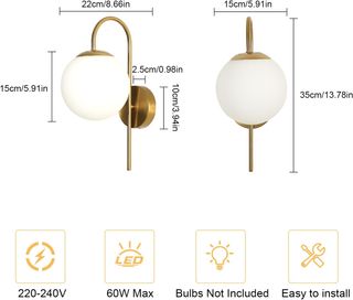 Lámpara de pared dorada con tulipa de cristal