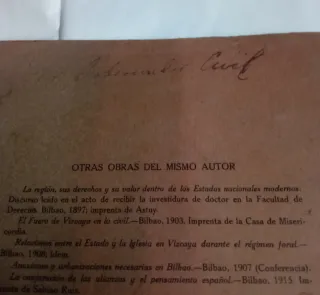 Historia Crítica de Vizcaya y de sus Fueros. 1922.