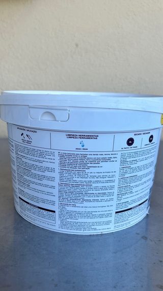 Luxens Monocapa Crema Fachadas 4L