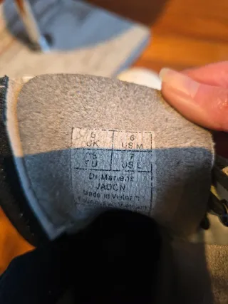 Botas Dr. Martens  Jadon Blancas con Plataforma