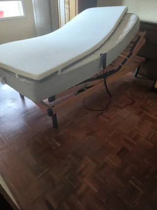 Cama articulada 190x80cm + Colchón Viscoelástico