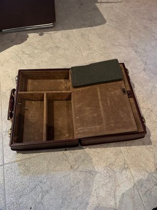 Maletín médico de piel marrón