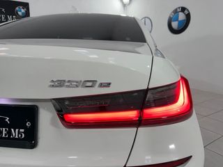 BMW 330e 292cv M SPORT SHADOW LINE 2022