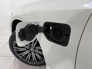 BMW 330e 292cv M SPORT SHADOW LINE 2022