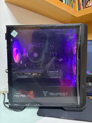 PC Gaming Gigabyte Radeon 750W