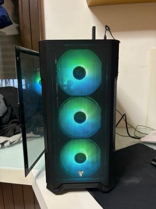 PC Gaming Gigabyte Radeon 750W