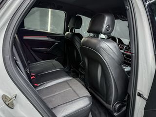 Audi Q5 S-LINE