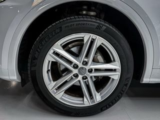 Audi Q5 S-LINE