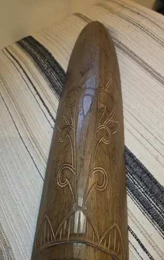 Figura Tótem Madera Tallada