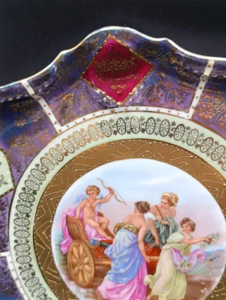 Plato de porcelana Saxe decorado
