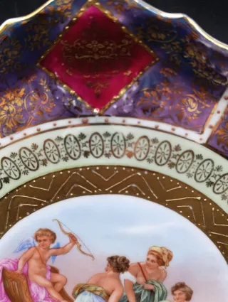 Plato de porcelana Saxe decorado