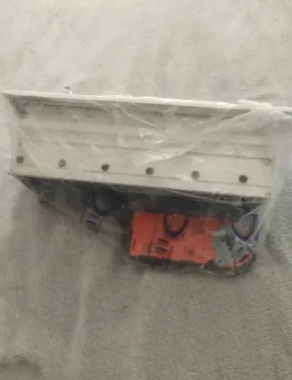 Reja de ventilación blanca
