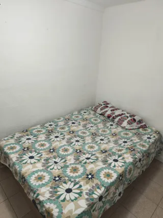 Alquiler de habitacion grande cerca al metro pubil
