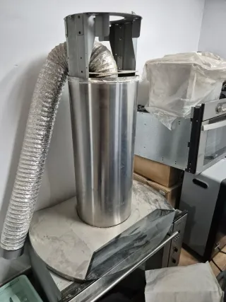 Extractor de cocina metálico