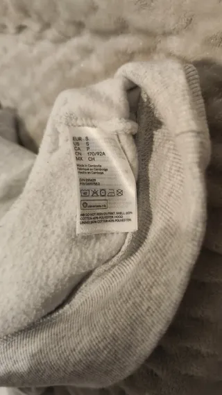 Sudadera con capucha