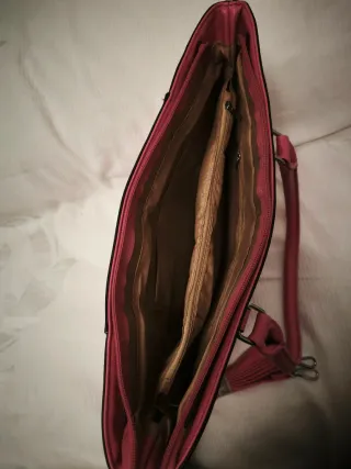 Bolso polipiel fucsia mano y bandolera