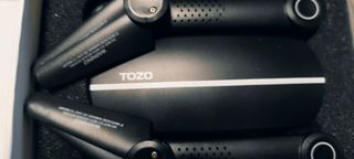 Dron TOZO Negro