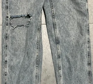 Mono vaquero largo desgastado