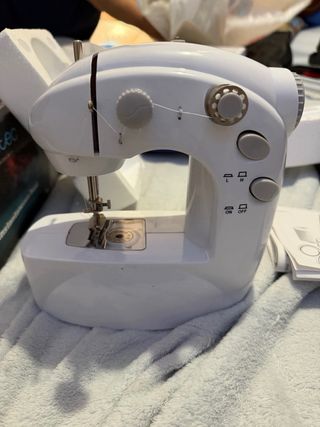 Máquina de coser Sew Whiz nueva
